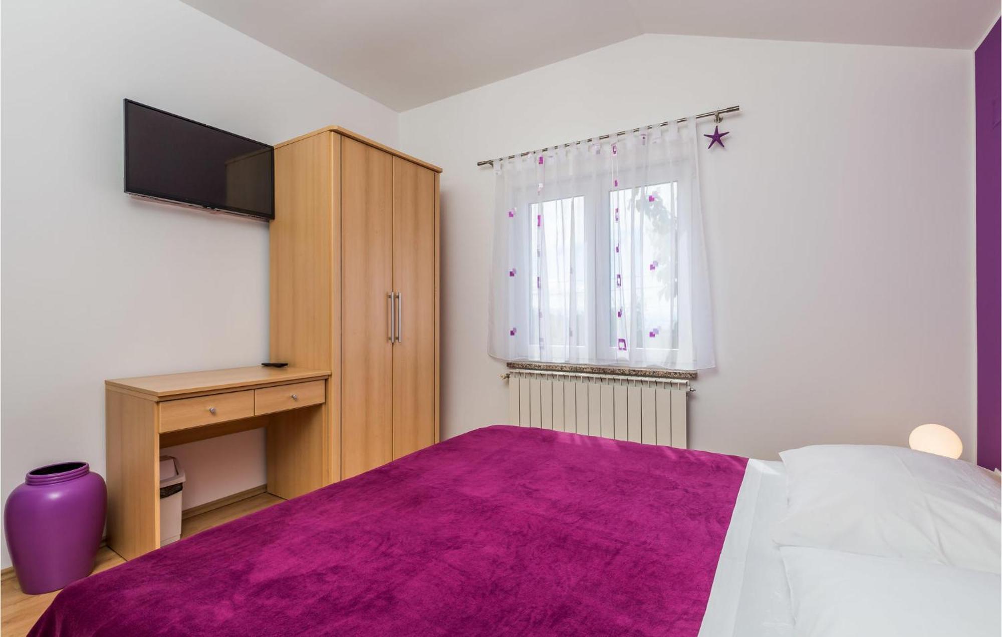 2 Bedroom Beautiful Apartment In Rukavac Rukavac  Zewnętrze zdjęcie